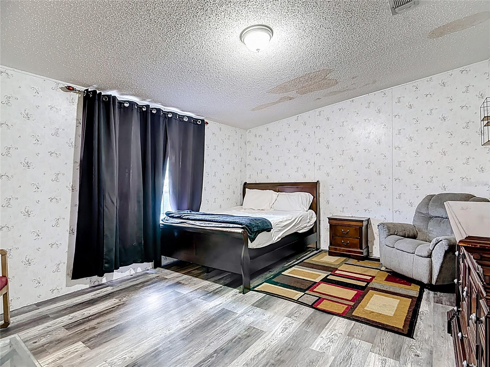 Image 19 of 41 For 5831 Tindel Place