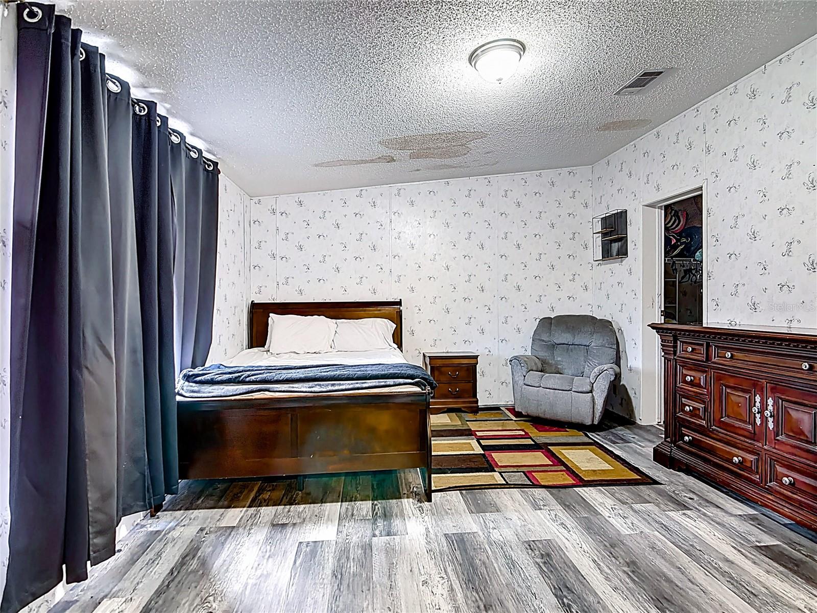 Image 21 of 41 For 5831 Tindel Place