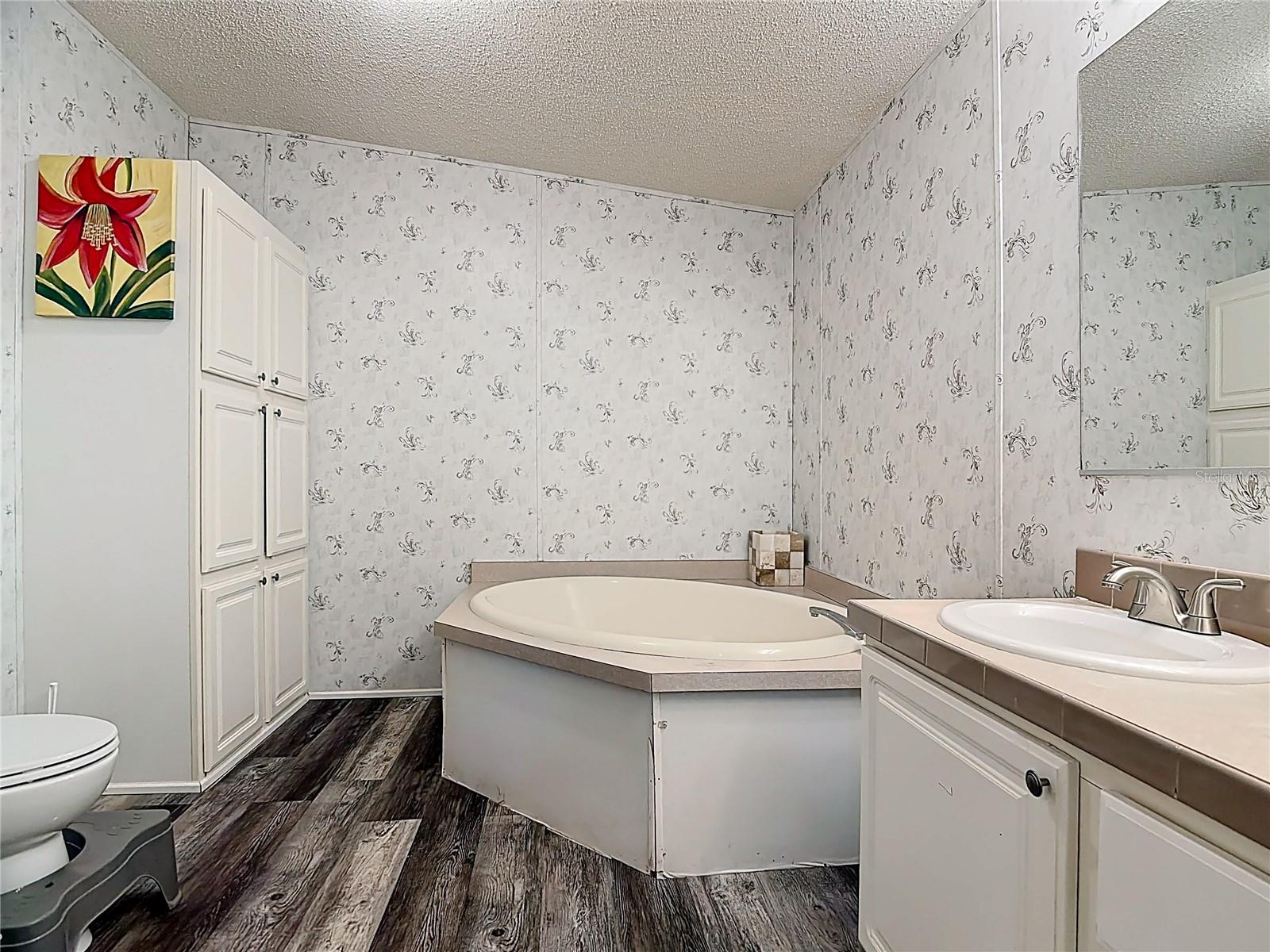 Image 24 of 41 For 5831 Tindel Place