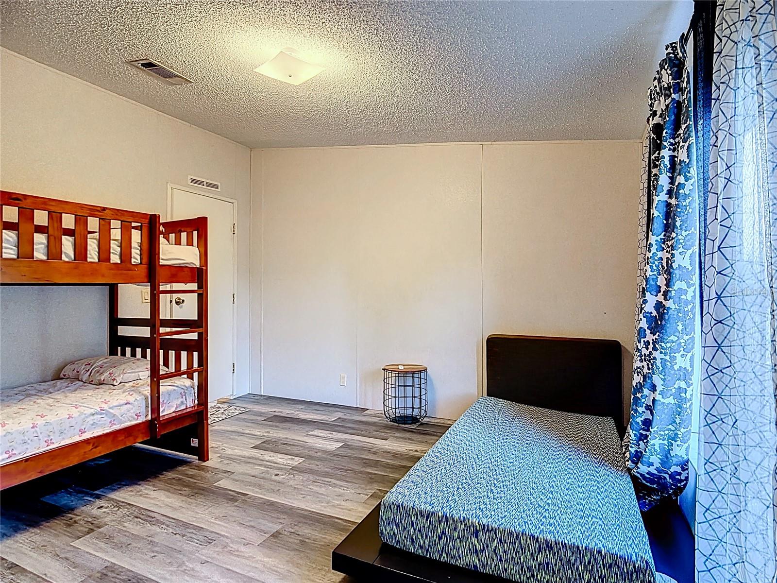 Image 25 of 41 For 5831 Tindel Place