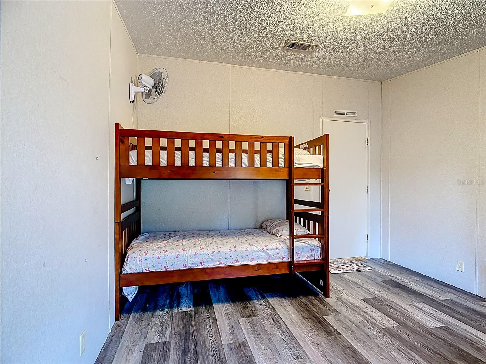 Image 26 of 41 For 5831 Tindel Place