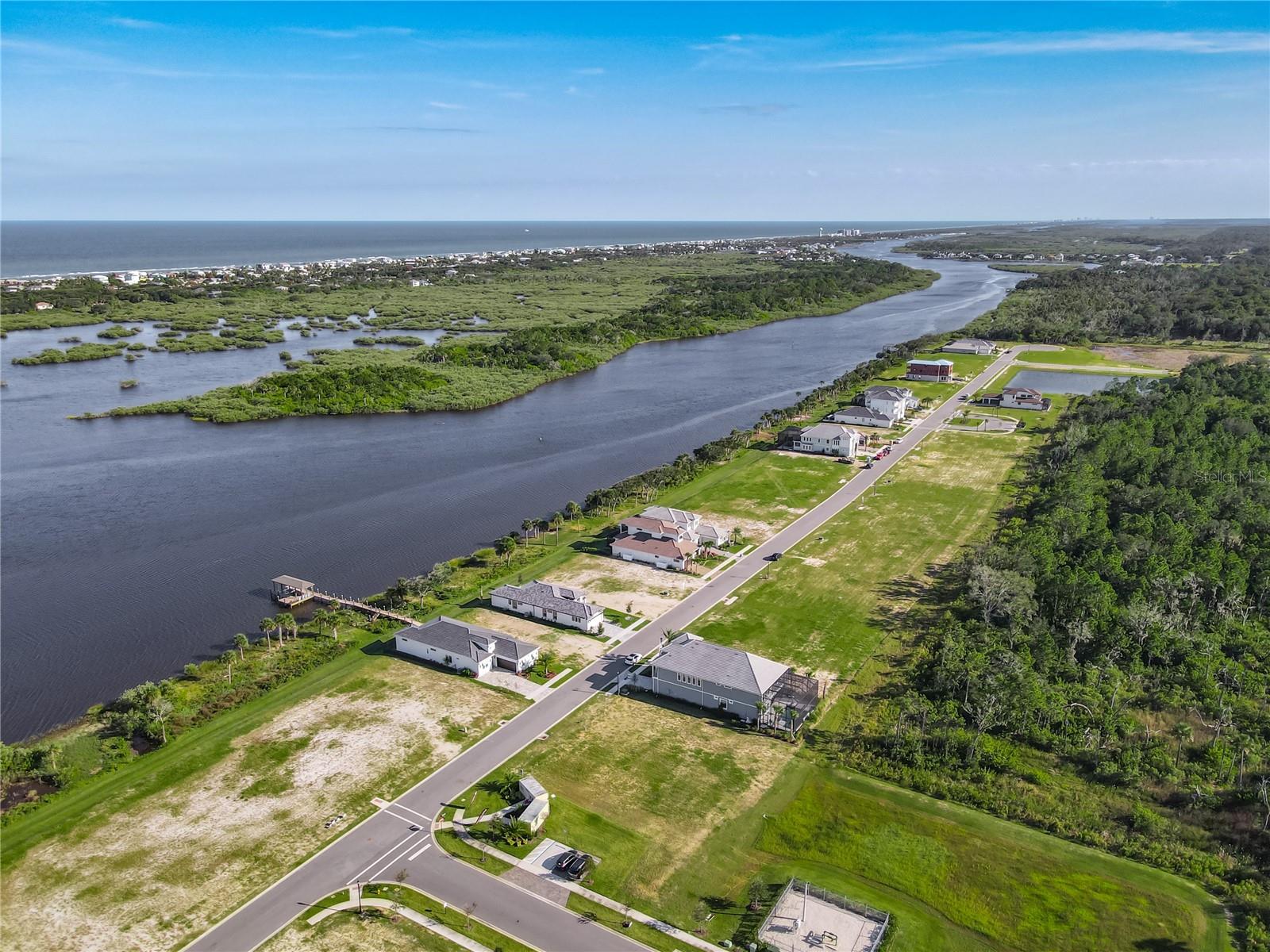 Image 24 of 27 For 81 Coronado Road