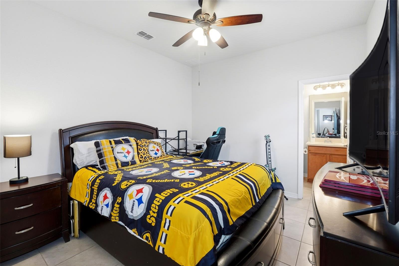 Image 31 of 53 For 17788 Passionflower Circle