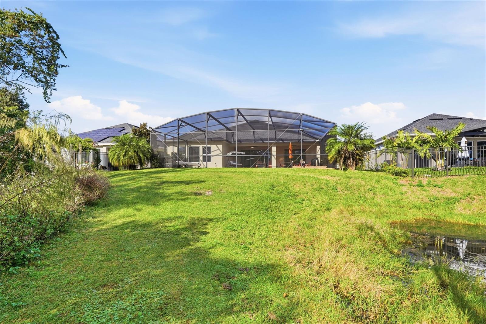 Image 44 of 53 For 17788 Passionflower Circle