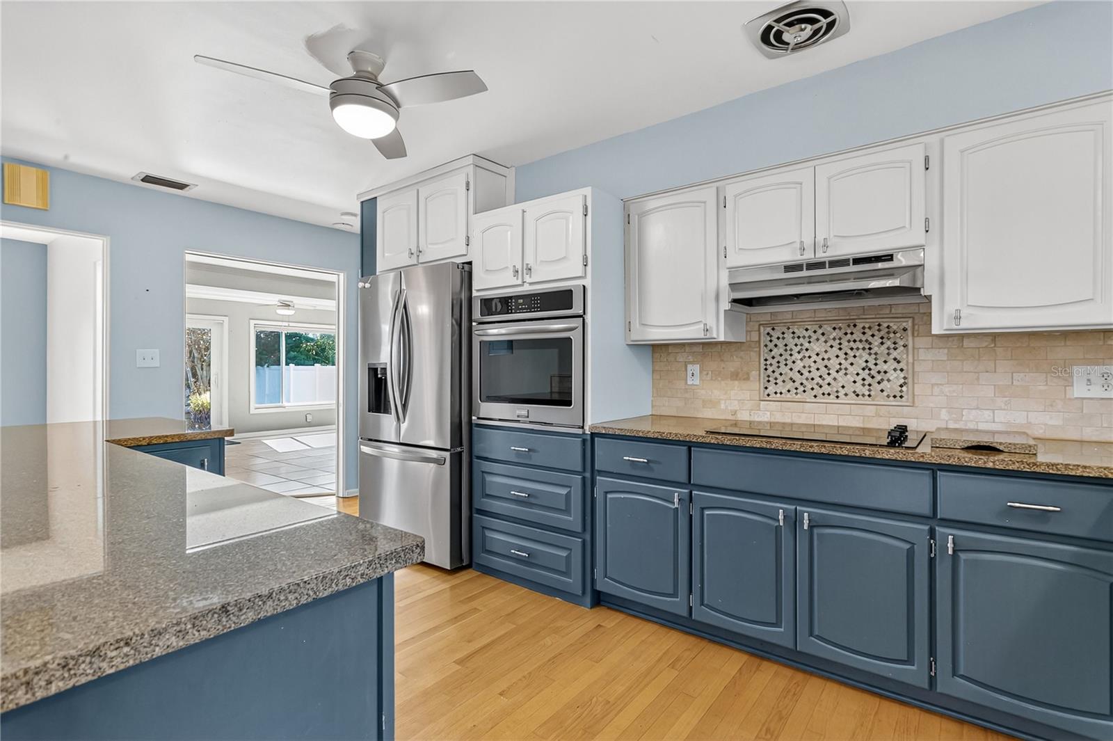 Image 12 of 38 For 3726 Edland Drive