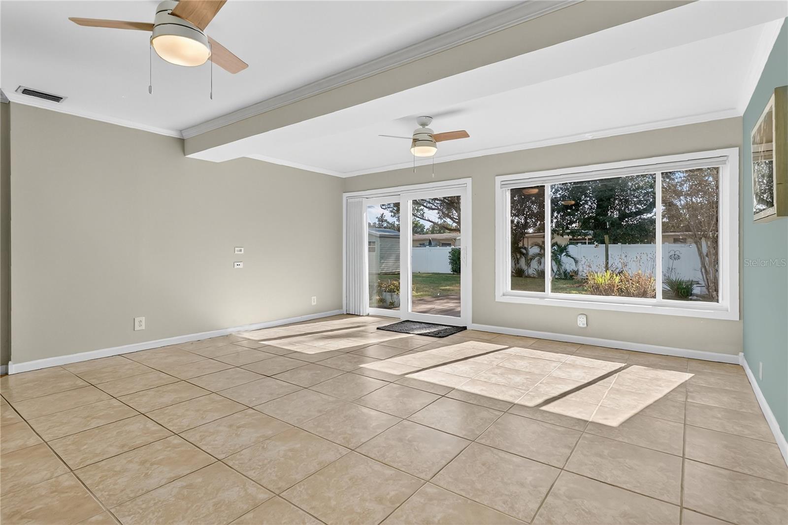 Image 15 of 38 For 3726 Edland Drive