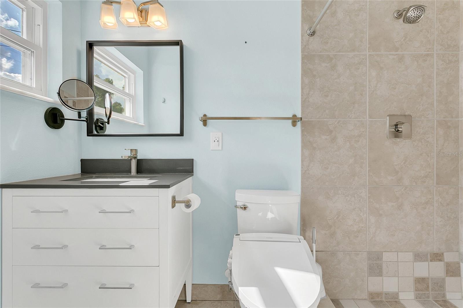 Image 20 of 38 For 3726 Edland Drive