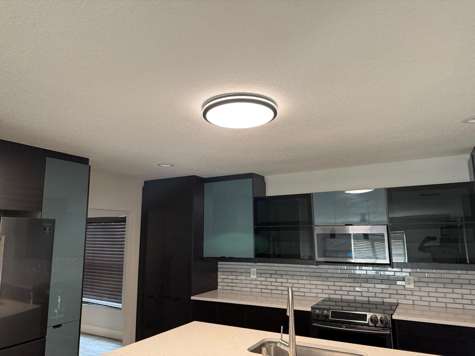 Image 6 of 28 For 7727 Glynde Hill Drive