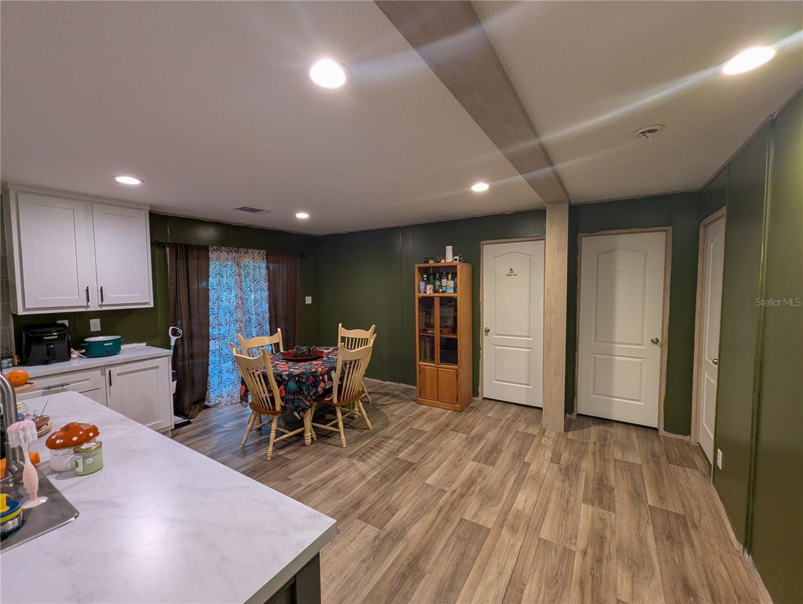 Image 10 of 21 For 231 Tropic Avenue