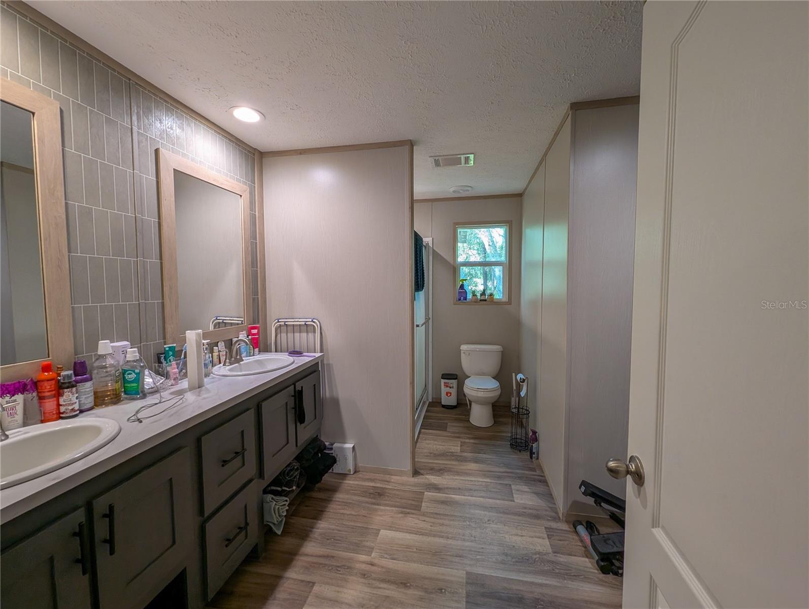 Image 14 of 21 For 231 Tropic Avenue