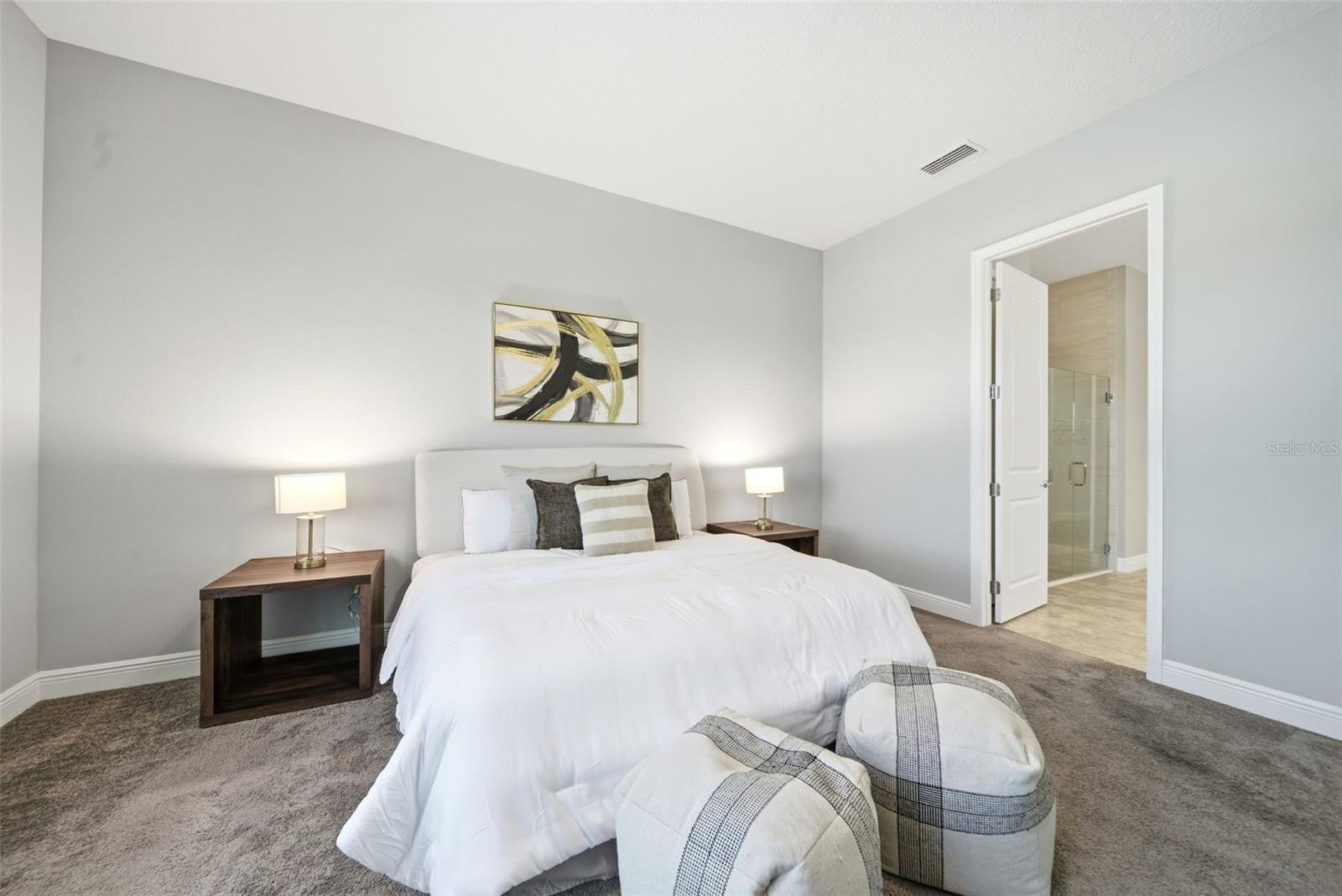 Image 16 of 47 For 15047 Sunstar Way