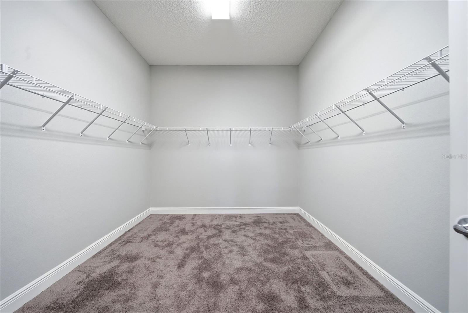 Image 19 of 47 For 15047 Sunstar Way