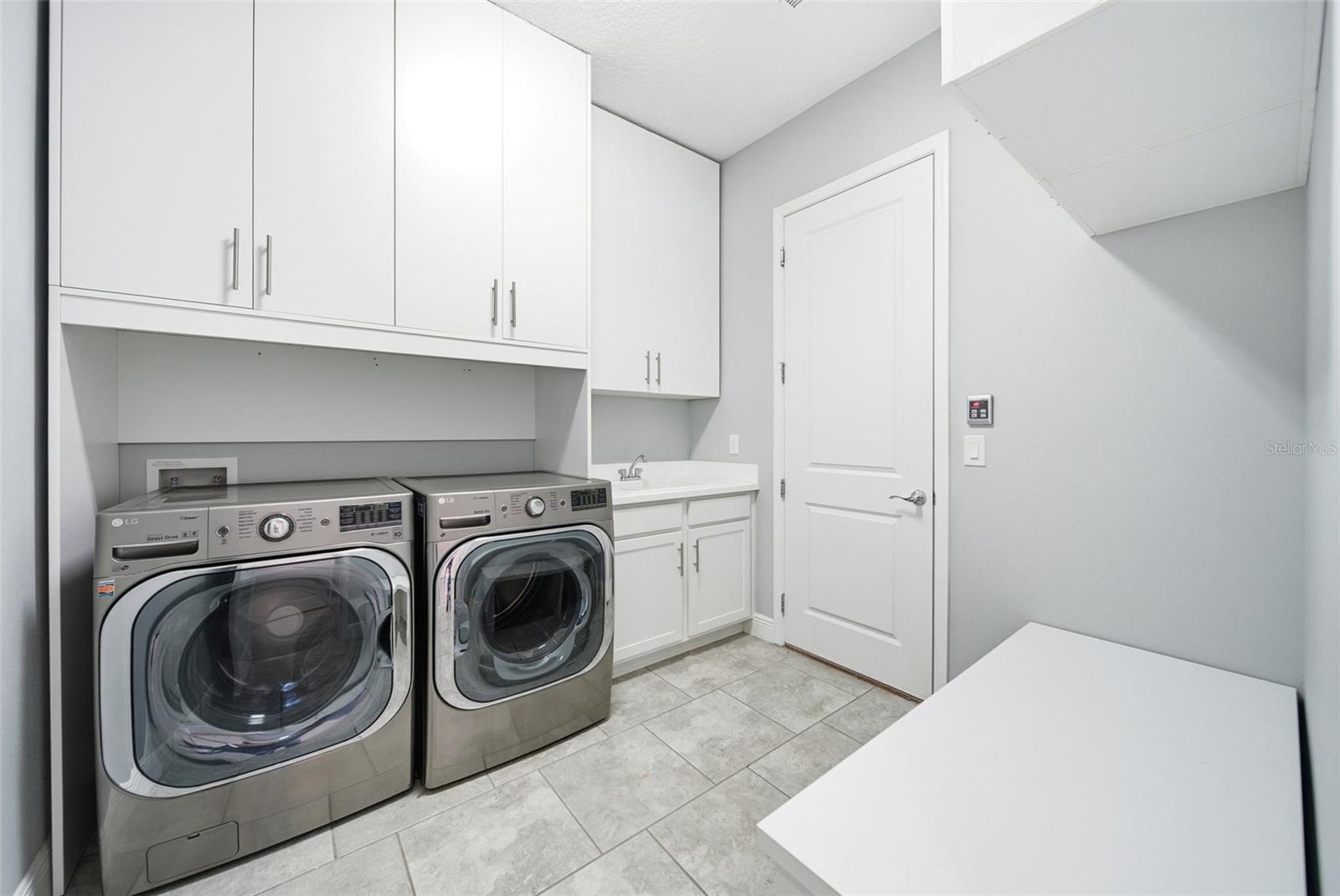 Image 27 of 47 For 15047 Sunstar Way