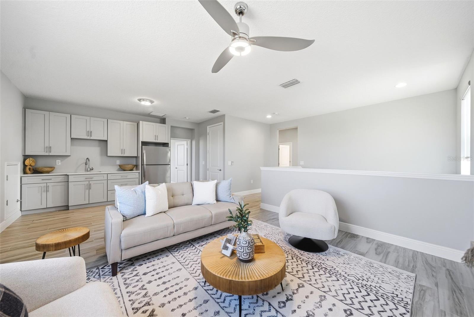 Image 30 of 47 For 15047 Sunstar Way