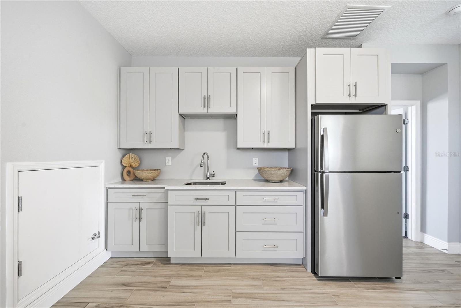 Image 32 of 47 For 15047 Sunstar Way