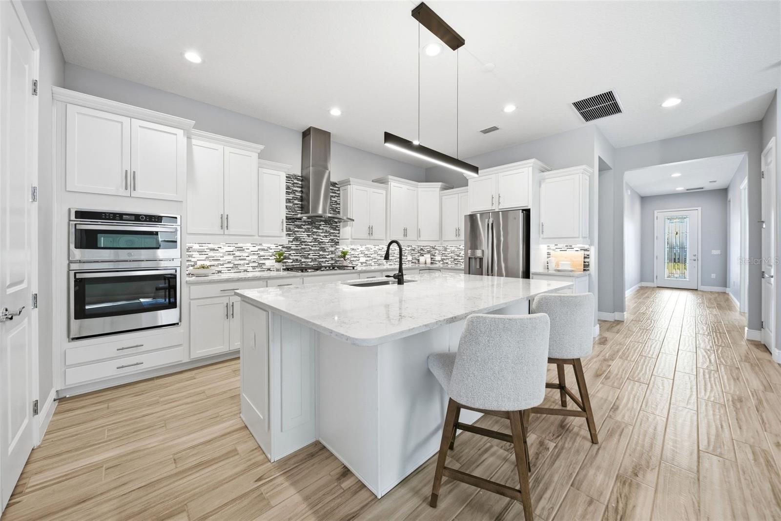 Image 8 of 47 For 15047 Sunstar Way