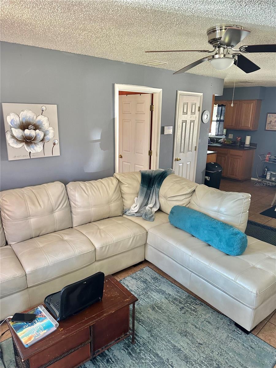 Image 2 of 6 For 2334 Olivet Avenue