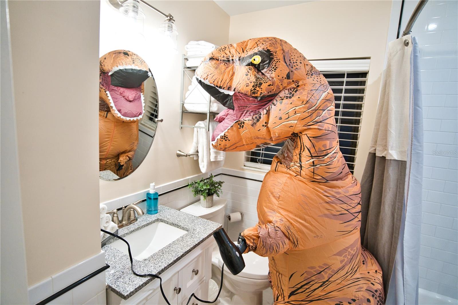 Image 17 of 57 For 2601 Bethaway Avenue