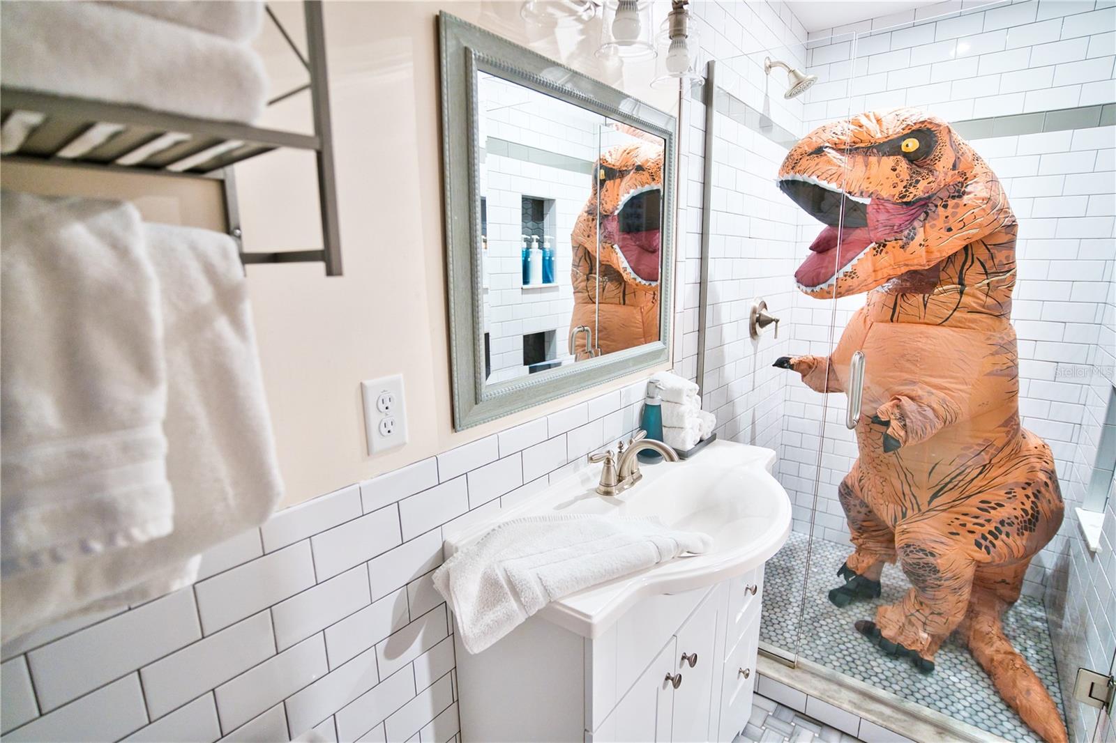 Image 29 of 57 For 2601 Bethaway Avenue