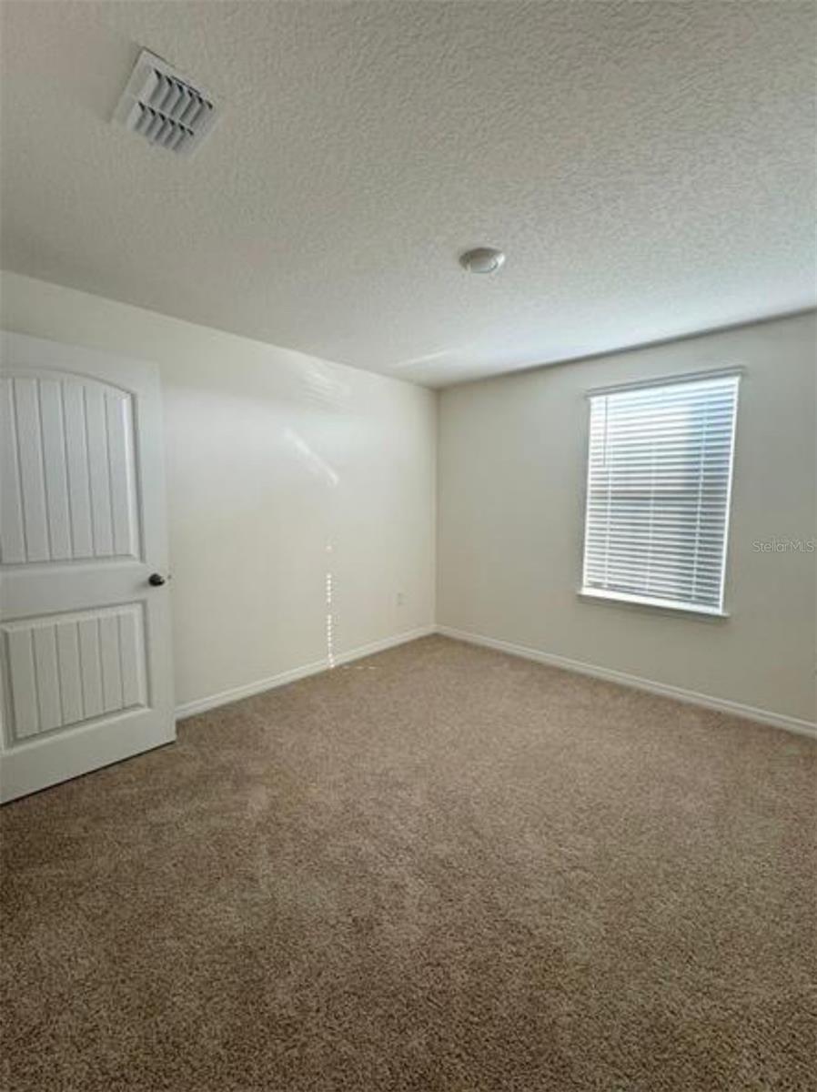 Image 19 of 37 For 13519 Sagestone Drive