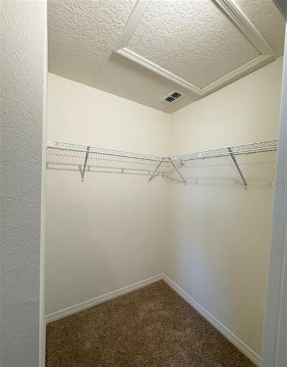 Image 25 of 37 For 13519 Sagestone Drive