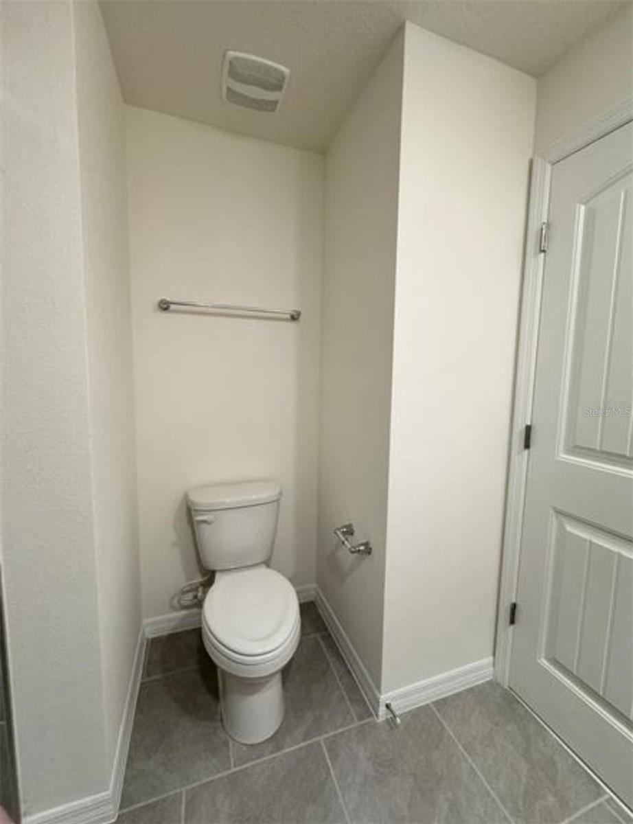 Image 27 of 37 For 13519 Sagestone Drive