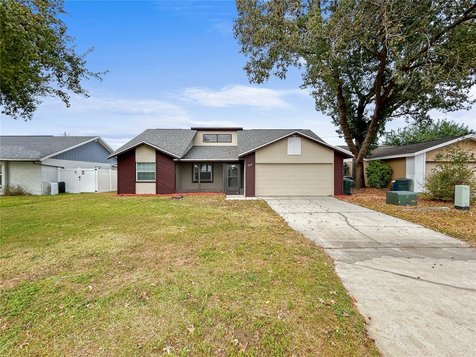 Image 2 of 25 For 1610 Harbor Way