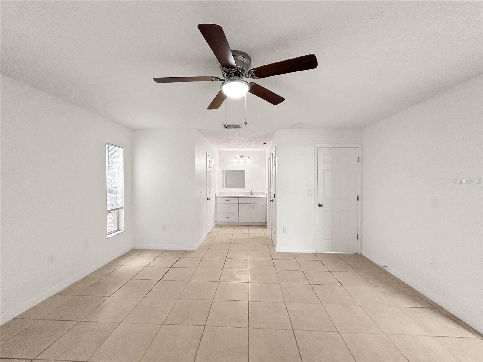 Image 22 of 25 For 1610 Harbor Way