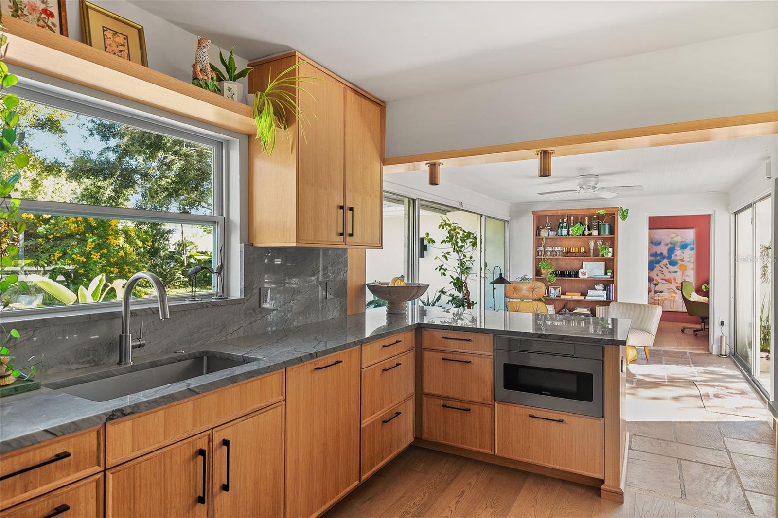 Image 18 of 43 For 825 Winter Park Street