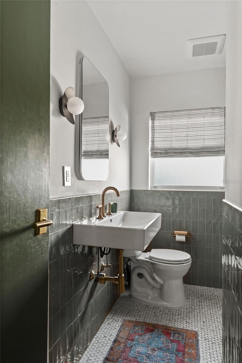 Image 25 of 43 For 825 Winter Park Street