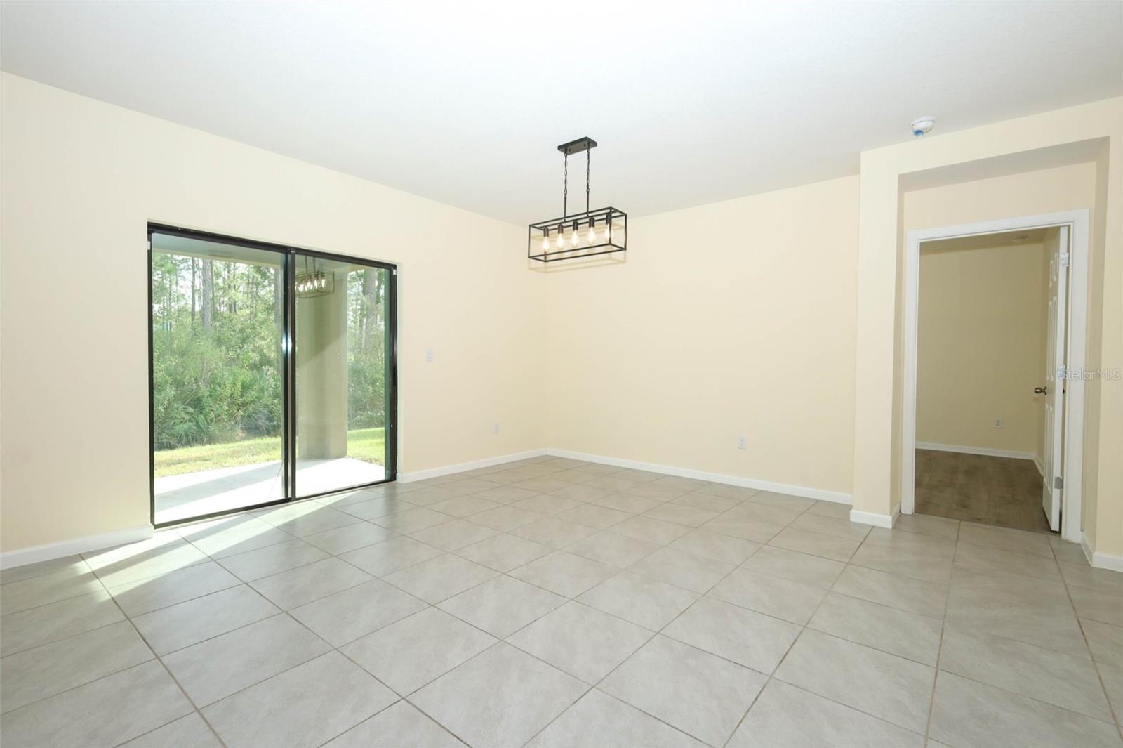 Image 13 of 43 For 4412 Talbot Boulevard