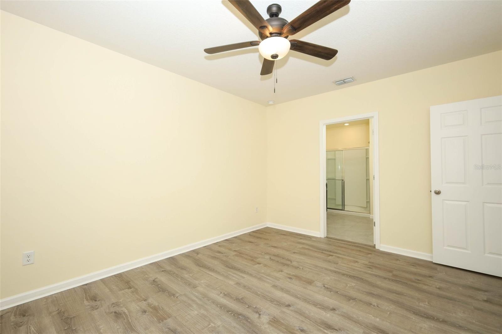 Image 17 of 43 For 4412 Talbot Boulevard