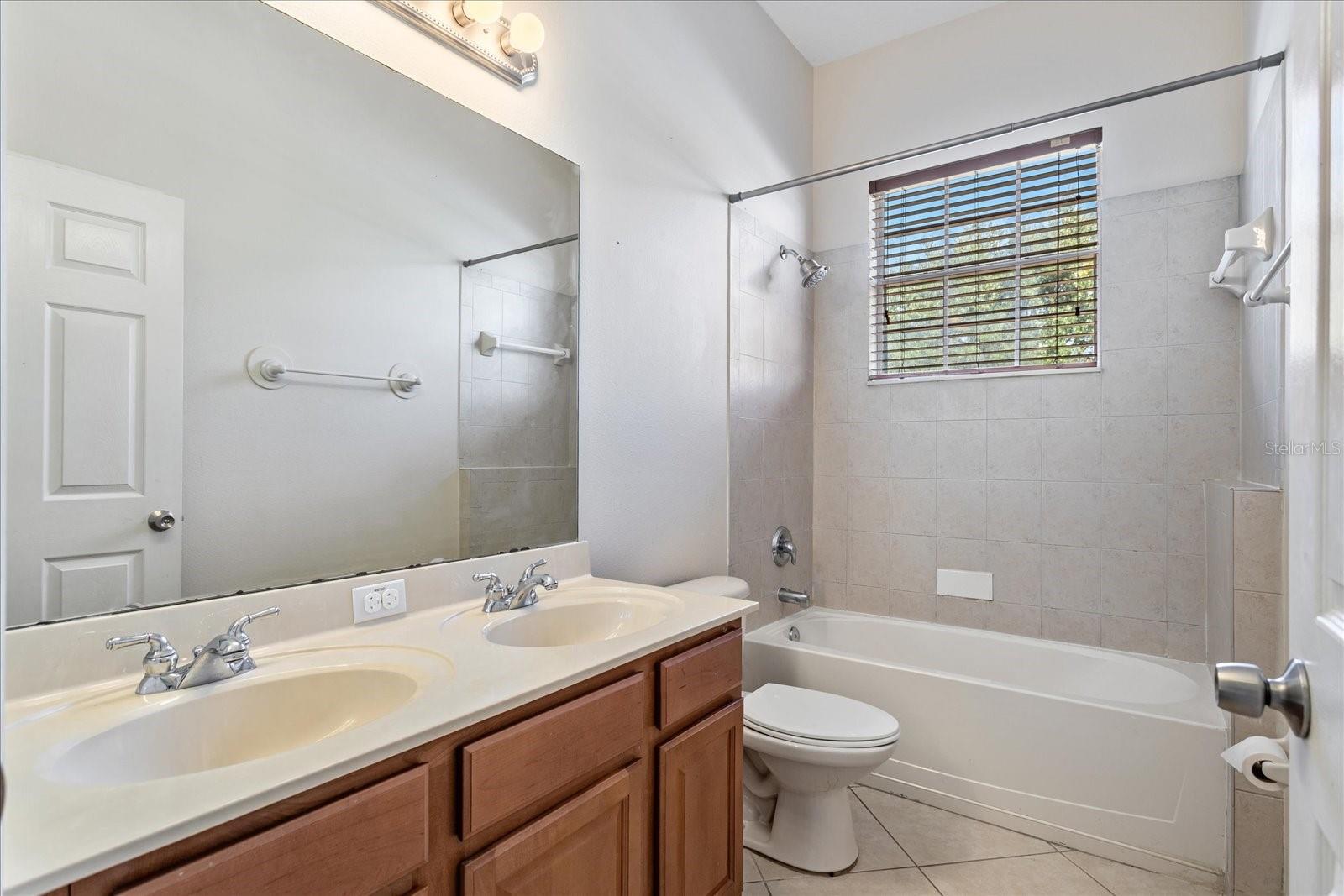 Image 21 of 30 For 7252 Windham Harbour Avenue