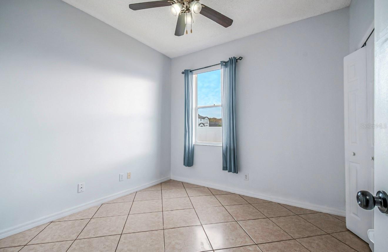 Image 13 of 24 For 1800 Baguette Court