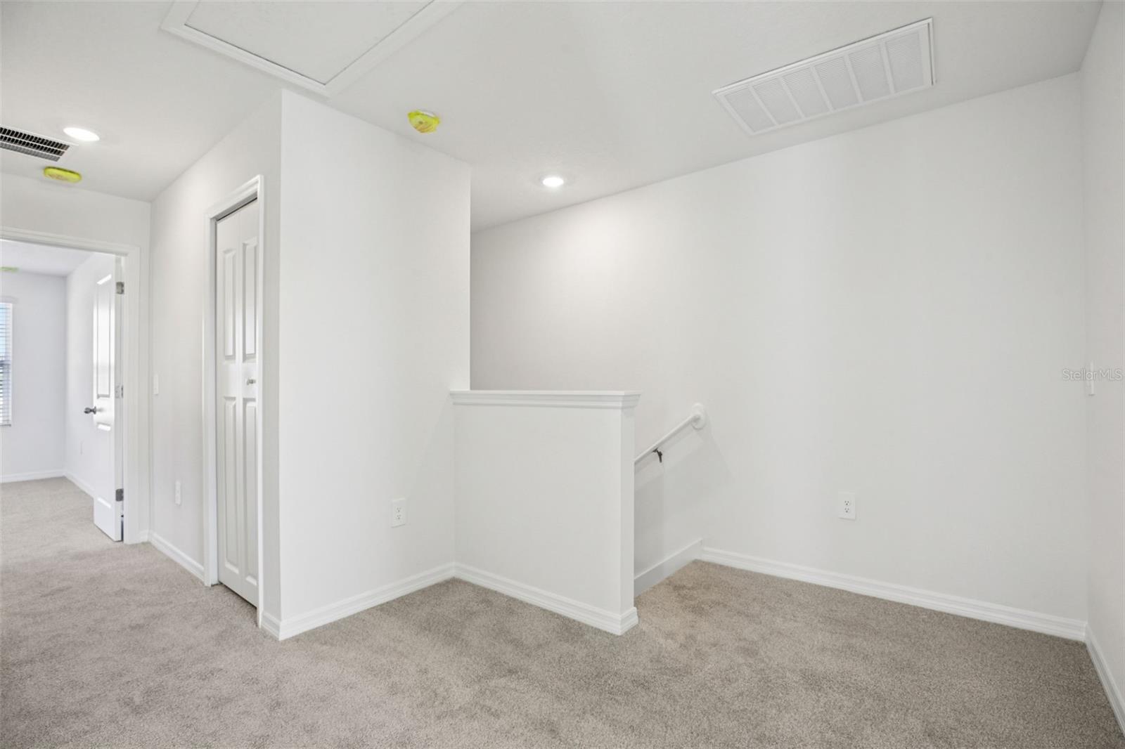 Image 18 of 45 For 698 Muhly Street