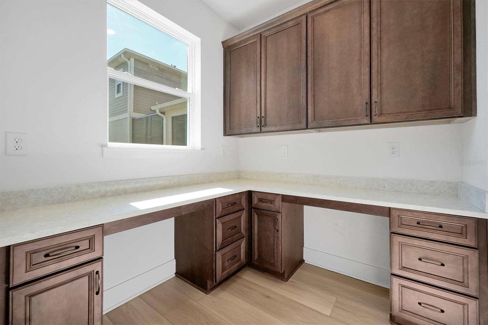 Image 16 of 50 For 15008 Lebeau Loop