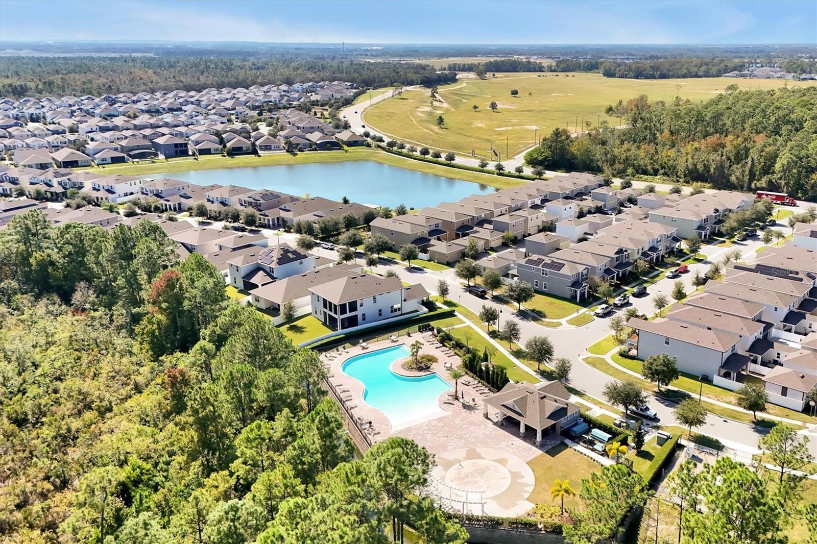 Image 49 of 50 For 15008 Lebeau Loop