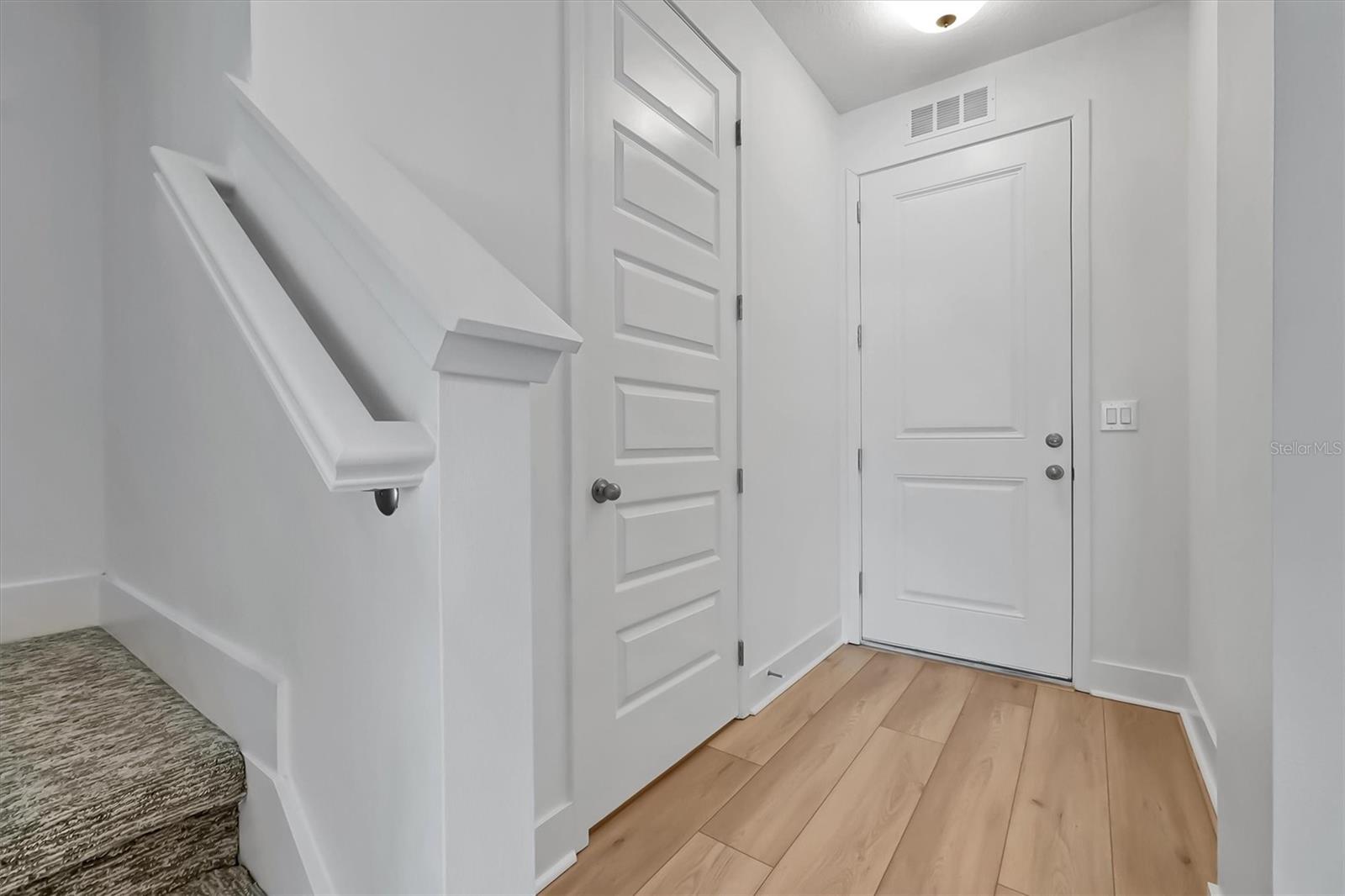 Image 6 of 50 For 15008 Lebeau Loop