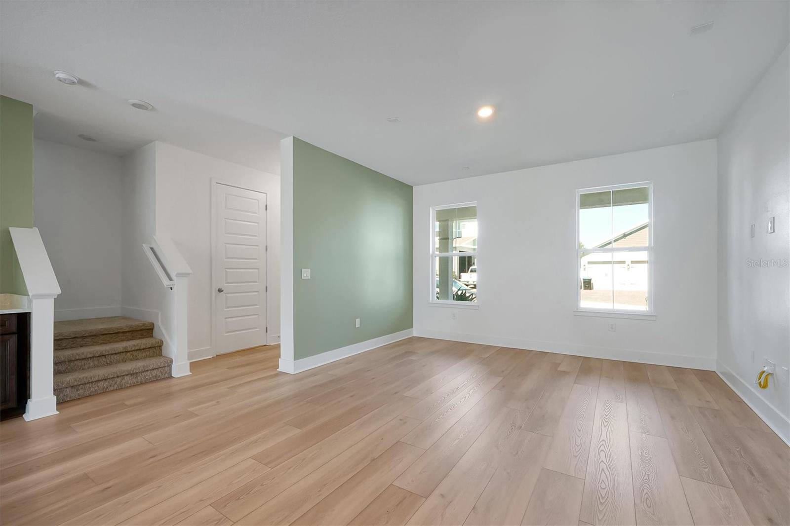 Image 7 of 50 For 15008 Lebeau Loop