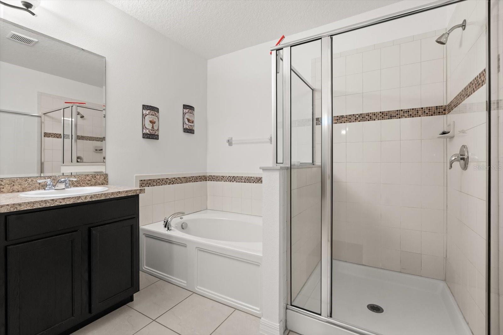 Image 25 of 36 For 4710 Seeley Street