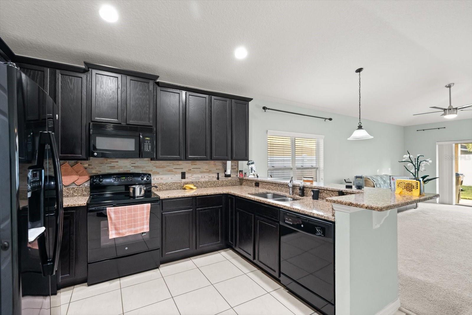 Image 6 of 36 For 4710 Seeley Street