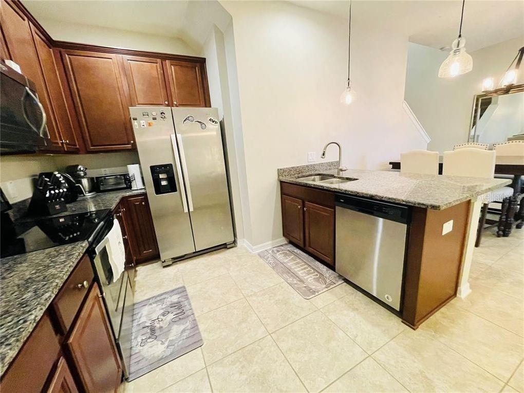 Image 7 of 20 For 17522 Promenade Drive