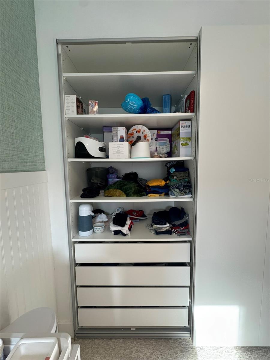 Image 37 of 61 For 14931 Lebeau Loop