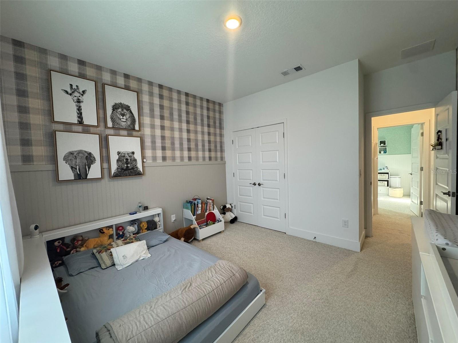 Image 42 of 61 For 14931 Lebeau Loop