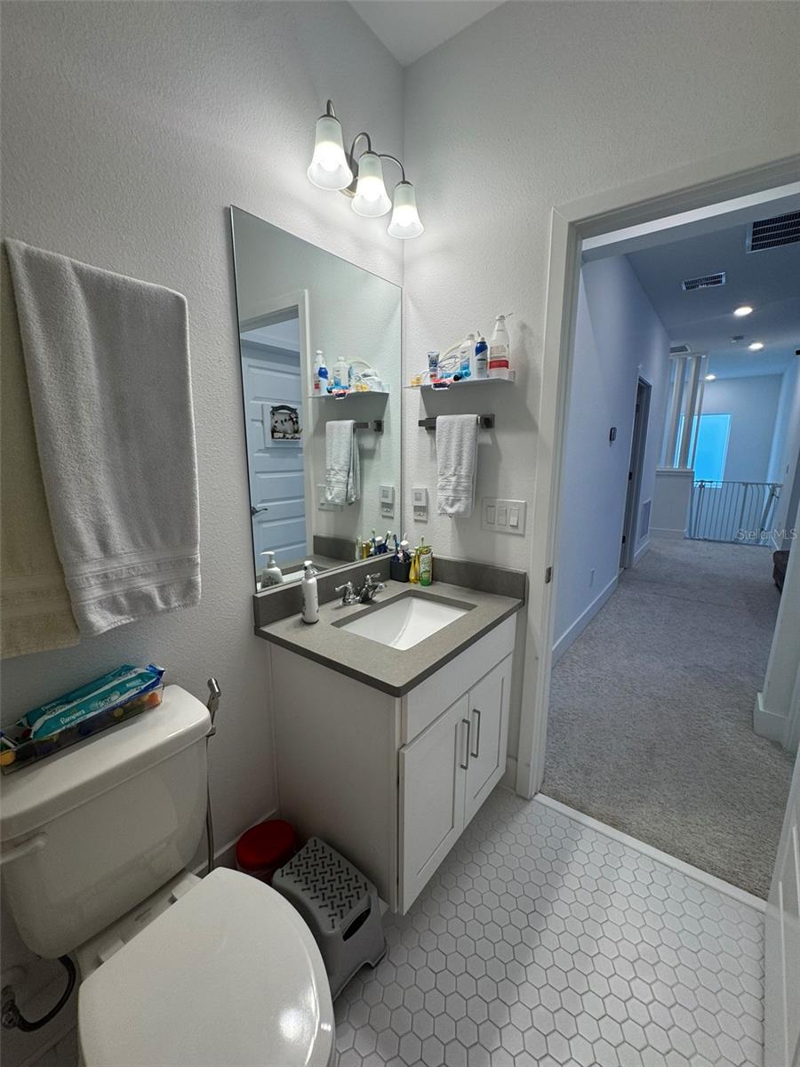 Image 45 of 61 For 14931 Lebeau Loop