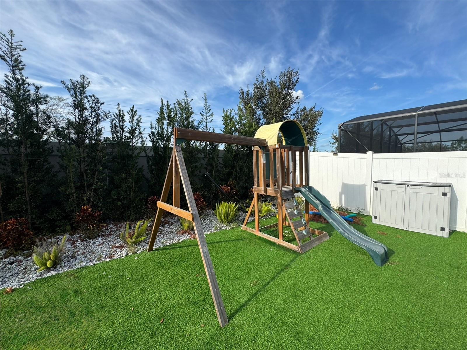 Image 55 of 61 For 14931 Lebeau Loop