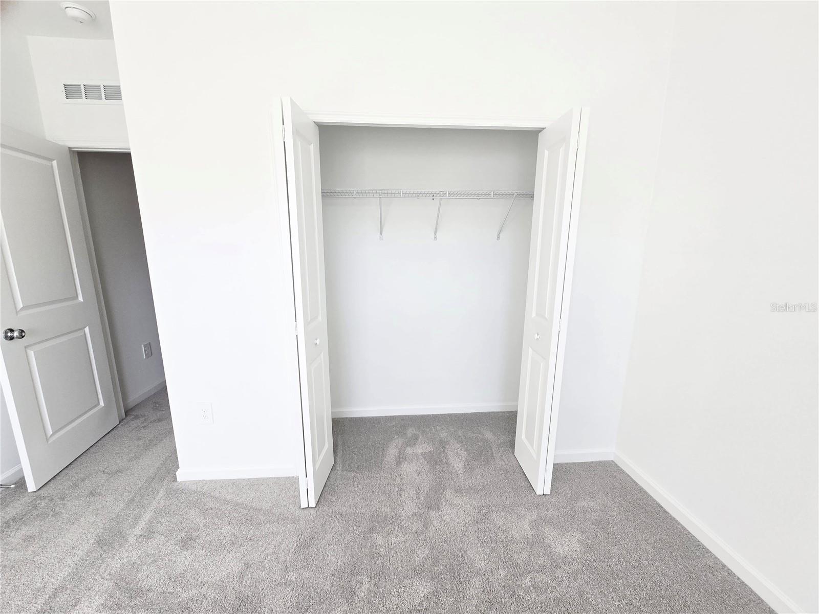 Image 21 of 27 For 2376 Rider Rain Lane