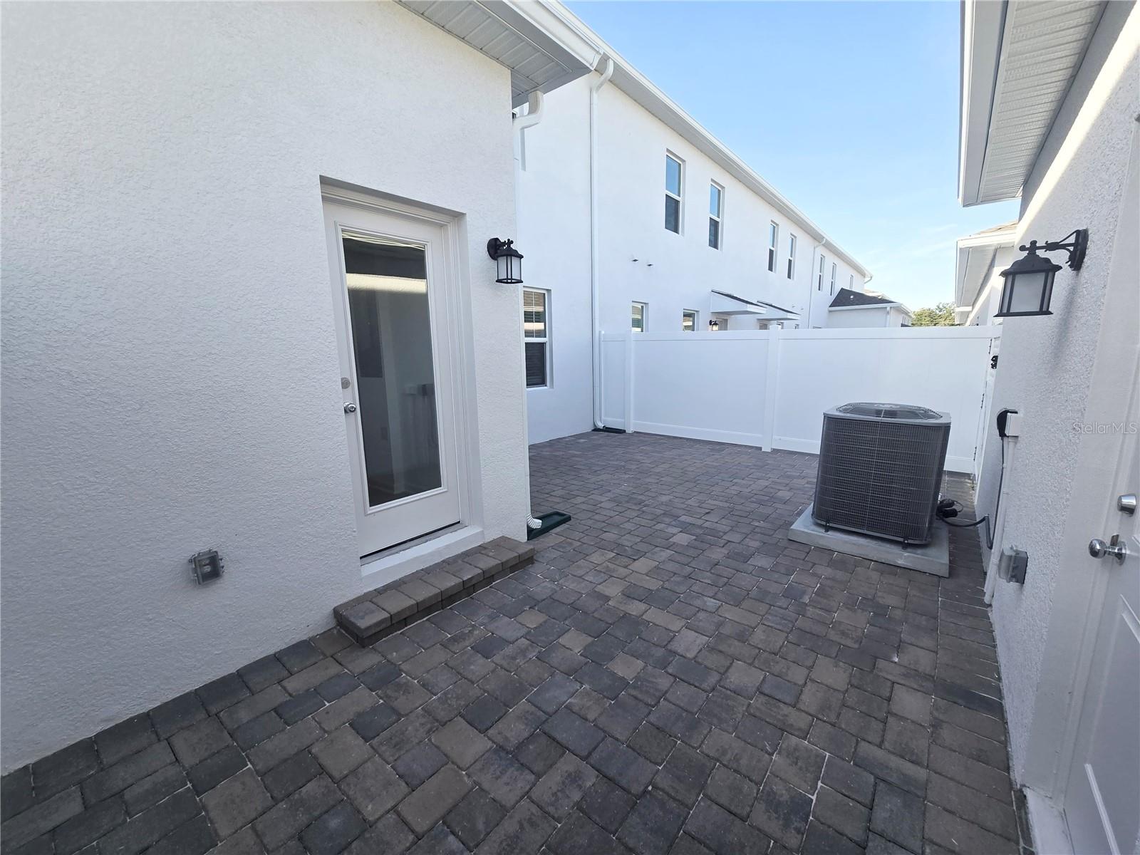 Image 23 of 27 For 2376 Rider Rain Lane