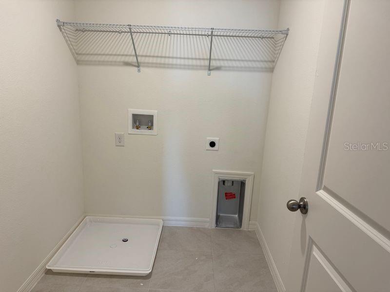 Image 11 of 21 For 317 Sunbrook Drive