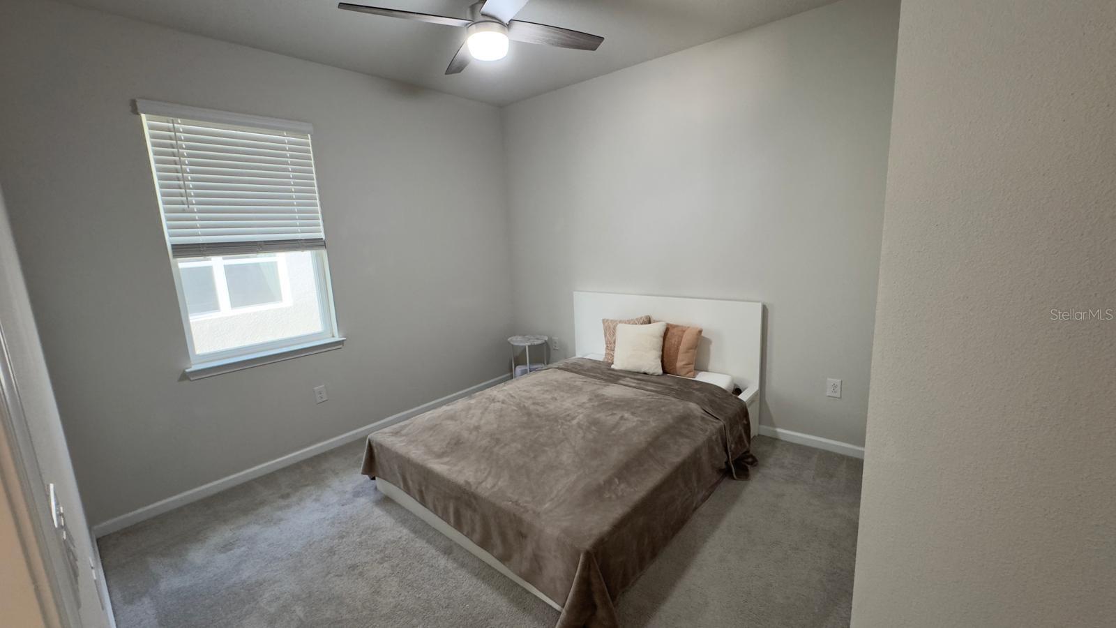 Image 19 of 26 For 13290 Orange Isle Drive